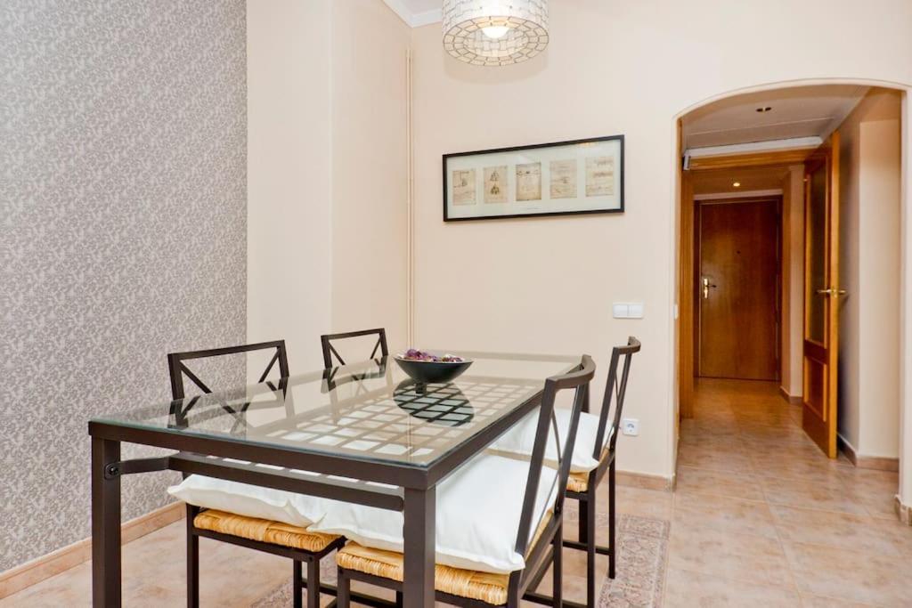 Glorias:Sagrada Familia 15 Minutos - Playa 20 Minutos Apartment Barcelona Bagian luar foto